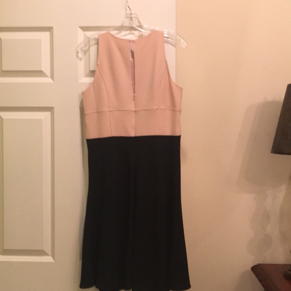 Women’s dress